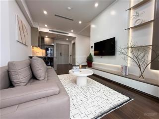 Cho thuê gấp căn hộ cao cấp view hồ 1pn masteri west heights