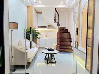 Nguyễn cao  lò đúc, nhà đẹp 26m2 , 5 tầng ,3 ngủ .
