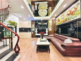 Nhà đẹp trần khát chân 35m² . 7,55 tỷ , 4 tầng,3 ngủ đẹp thoáng.