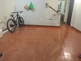 Cho thuê nhà nguyên căn 3 tầng  full đồ  mễ trì thượng