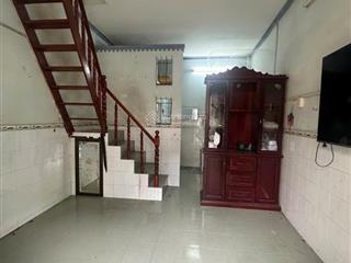Bán nhà nát vị trí đẹp, phường 14, quận 6