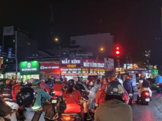 Ngang 6m, 200m2, 22.5 tỉ, hxt 8m sát mặt tiền phan huy ích, gv, gần emart và tuyến metro số 2.