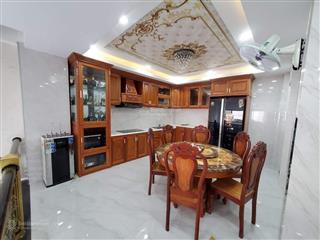 Nhà 6 tầng, hxt 6m, nội thất sang trọng, 6pn, 7wc, sân để được 2 ô tô, ngay gần emart phan huy ích