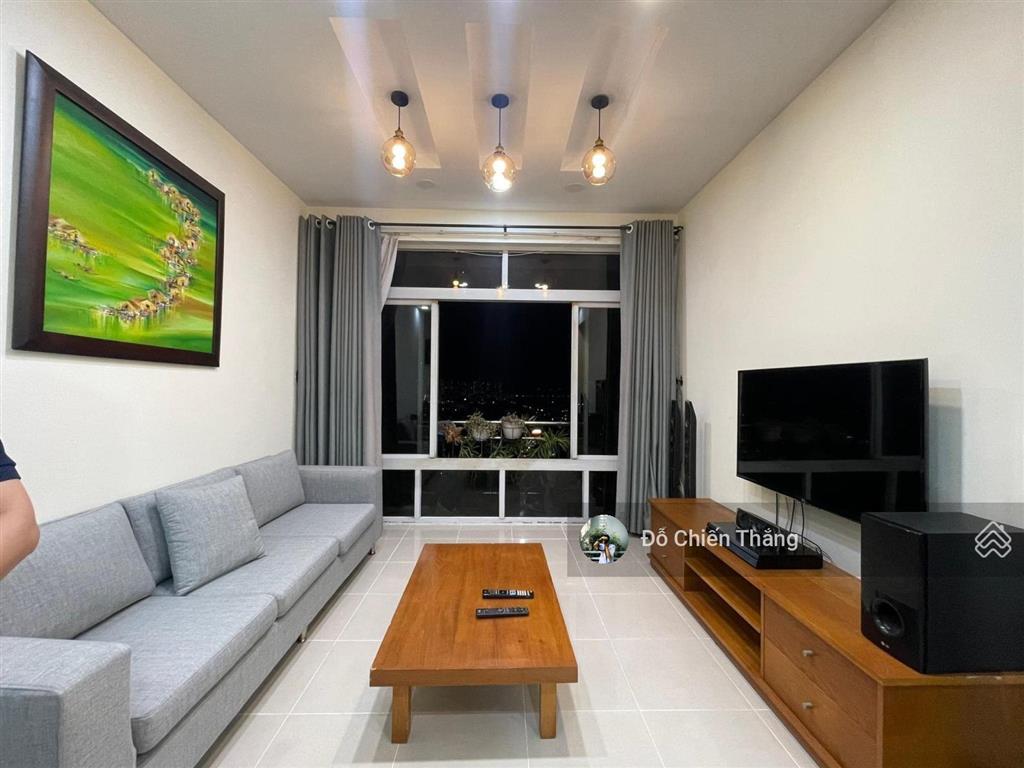 Chủ cần tiền. bán căn hộ tản đà court, quận 5, hcm 2pn, 1wc, 73m2 giá 1,67 tỷ