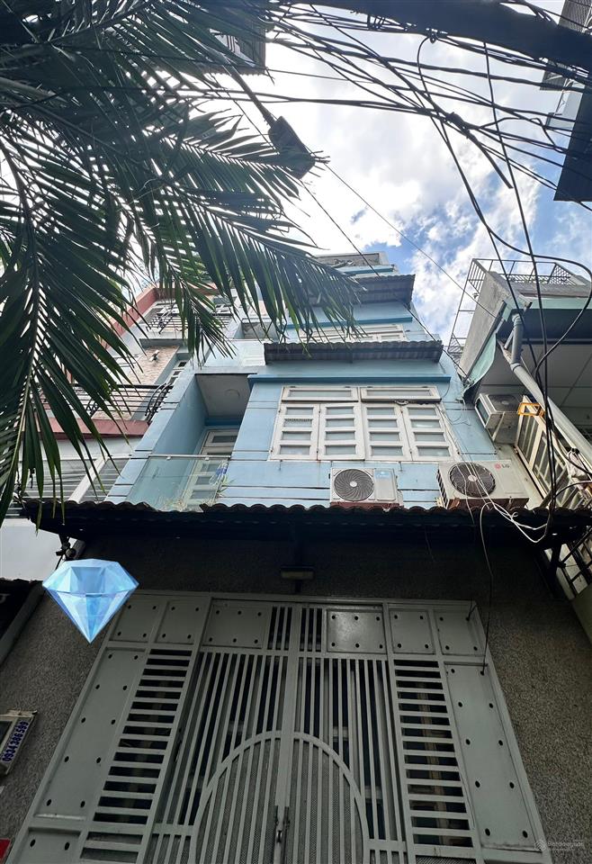 Trung tâm quận 10 giảm giá mạnh
chdv hẻm ô tô tới cửa quay đầu
+ dc nguyễn tiểu la quận 10