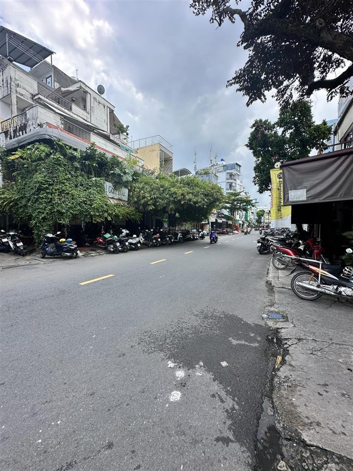 Trung tâm quận 10 giảm giá mạnh
chdv hẻm ô tô tới cửa quay đầu
+ dc nguyễn tiểu la quận 10