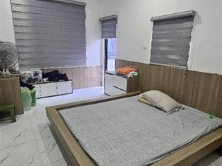 Siêu phẩm hiếm  phố vĩnh hưng dt 51m2  mt 6m  ngõ thông ô tô đỗ cửa giá sốc 3,2 tỷ!