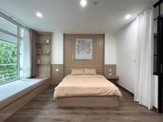 Thuê căn hộ full nội thất, ban công, máy giặt riêng tại hai bà trưng quận 1, gần nhà thờ tân định