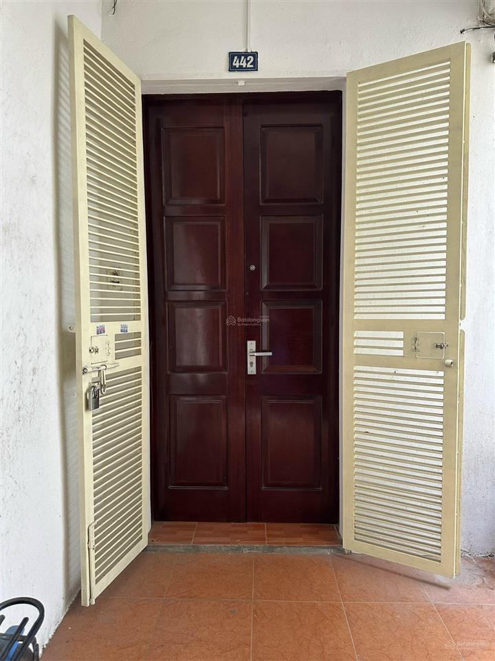 Cho thuê nhà căn hộ 4 ngủ chung cư l3, 200b thái thịnh, đống đa, hà nội