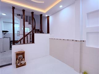 Nhà đẹp hẻm xe hơi nguyễn văn khối, p8, gv  2 lầu 3pn 2wc