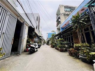 Nhà 3 tầng. ngay chợ thạch đà. gò vấp. dt60m2(4x15) ôtô con tới nhà. giá 5.3tỷ