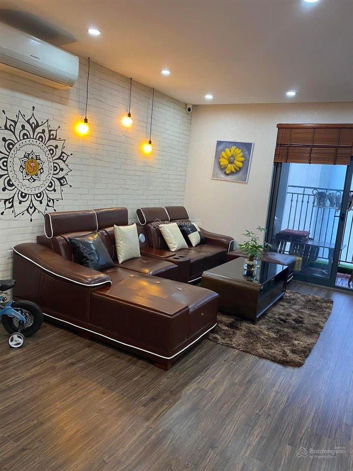 Bán căn hộ 2 phòng ngủ chung cư mhdi hoàng quốc việt diện tích 70m2 giá tốt