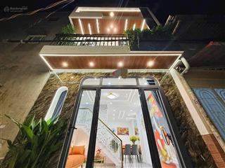 Bán nhà riêng 2pn,2wc,80m2 giá 3tỷ5 đang cho thuê 15triệu/tháng, gần trường học và siêu thị có shr.