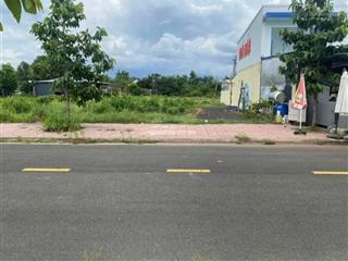 Bán đất tại thị trấn củ chi, 2,45 tỷ/100m2.gần siêu thị+dân cư đông đúc. pháp lý sổ sách đầy đủ.