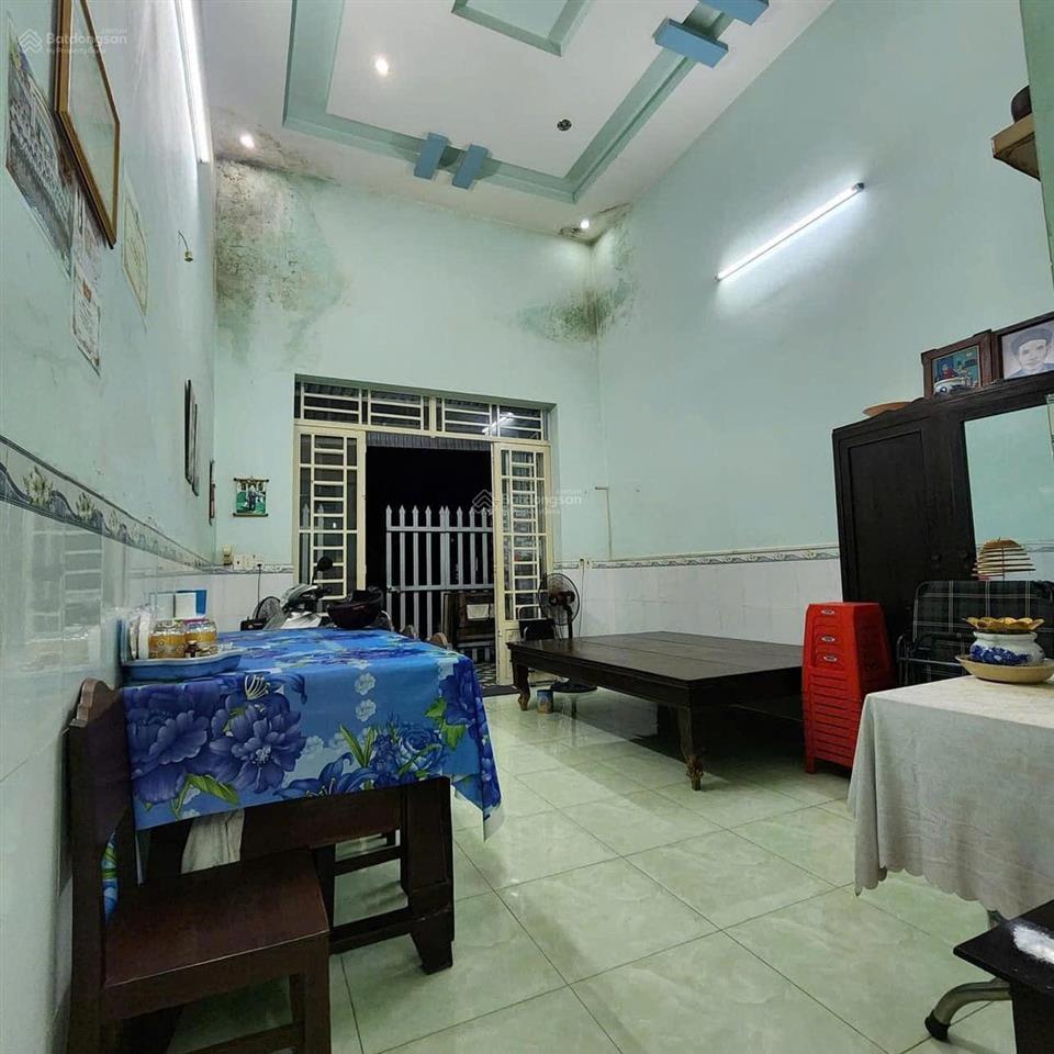 Cần bán gấp nhà mt 70m21ty350shr dĩ an bình dương gần kcn sóng thần 1 bệnh viện quân y 4