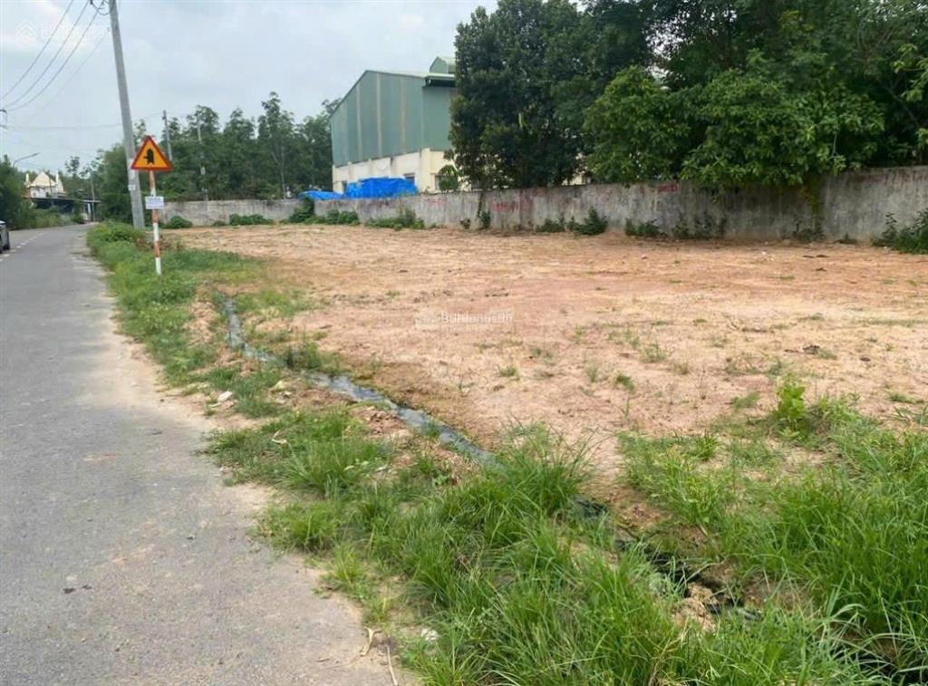 Bán nhanh gọn lẹ lô đất mt đường đoàn thị điểm, phường 3, sóc trăng gần bệnh viện đa khoa sóc trăng