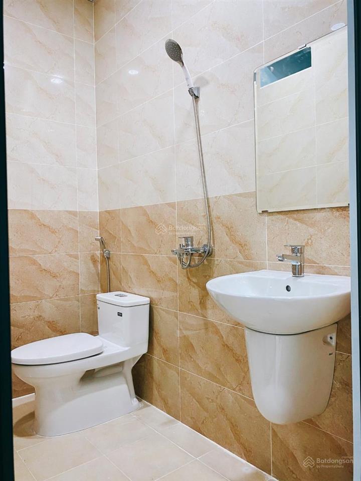 Cần bán nhà hẻm 6m ngay mặt tiền phan đăng lưu gần bệnh viện gia định. bán nhanh 7.6 tỷ