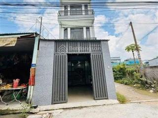Bán nhà 1 trệt 2 lầu 82m2 shr 2,6 tỷ , hoàn công đủ.sát bên trường cấp1, 2 đông chiêuđang cho thuê