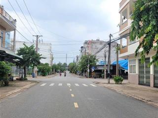 Bán lô đất giá ngộp chỉ 1 tỷ 5 dt 200m2 shr gần ngã 4 chiêu liêu tân đông hiệp dĩ an bình dương