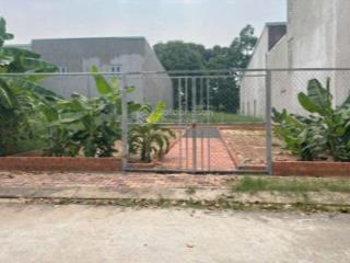 Gia đình cần bán lô đất vĩnh phú dt 200m2 shr sát bên bệnh viện becamex thuận an