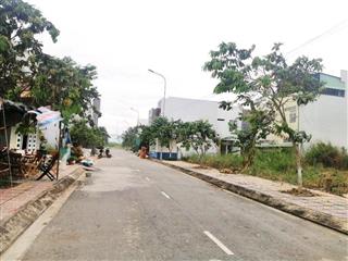 Chỉ 720 triệu sỡ hữu ngay lô đất 100m2 full thổ cư ngay trung tâm hành chính thành phố bến cát
