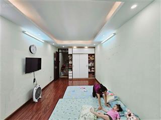 Bán nhà riêng 28m2 tại âu cơ, nhật tân, tây hồ, hà nội, 257 triệu / m2