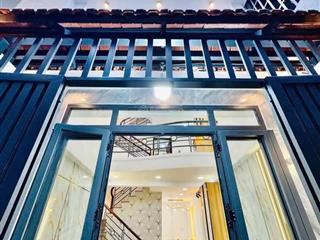 Xuất cảnh bán gấp nhà hẻm 6m lê văn quới, 4 x 20,5 tầng btct, 5pn 6wc, sân thượng, gần ngã 4 bốn xã