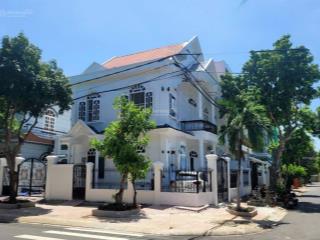 Cho thuê biệt thự góc 2 mặt tiền  đường võ trường toản, phường 9, tp. vũng tàu vị trí đắc địa