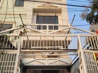 Bán nhà dân xây  tổ 8 yên nghĩa  đường ô tô tránh  lưu không 18 m2