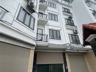 Nhanh tay chỉ 4,3 tỷ cho căn nhà gần nhổn 35m2, 5 tầng, cạnh chợ gần khu đô thị