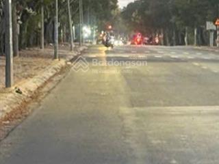 Kèo thơm  mặt tiền nguyễn văn cừ, vị trí đắc địa