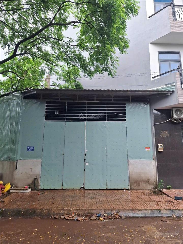 Bán lô đất hẻm tráng nhựa 711/24/5 ql1a, dt 6,4x12m. nở hậu 9m. (86,2m2). sổ hồng riêng.
