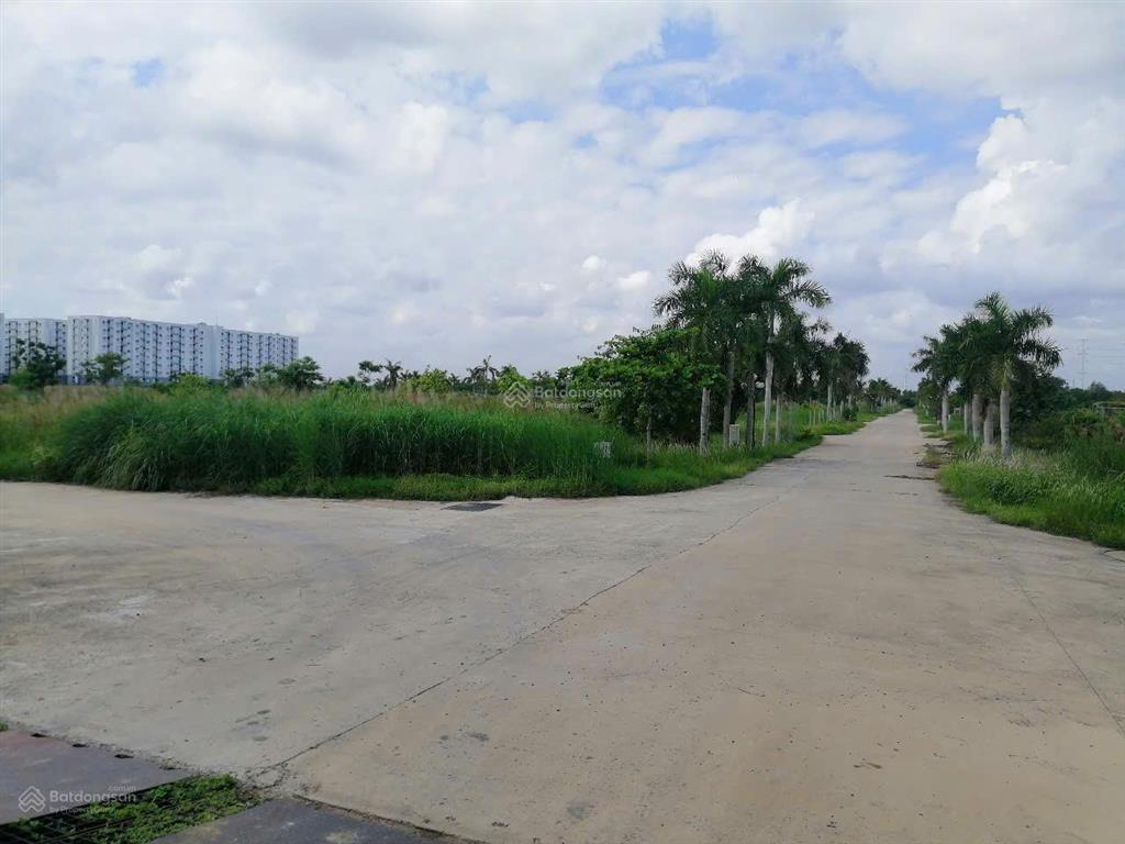 Chính chủ bán gấp 100m2 đất kdc hải yến, mặt tiền nguyễn văn linh, bình chánh, giá chỉ 1.7 tỷ