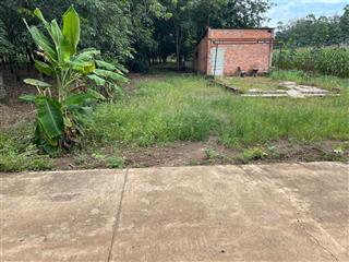 Cần bán lô đất đẹp bên hong chợ, 342m2 đất thổ cư giá 410 triệu sổ hồng riêng, khu dân cư sầm uất