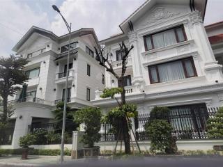 Chủ biệt thự việt hưng cần bán rất gấp diện tích 245m2, mặt tiền 15m, giá 36 tỷ 0976 087 ***