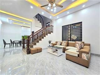 Bán nhà xuân đỉnh, 40m x 5 tầng, ngõ thông kinh doanh, gần công viên chỉ 8 tỷ