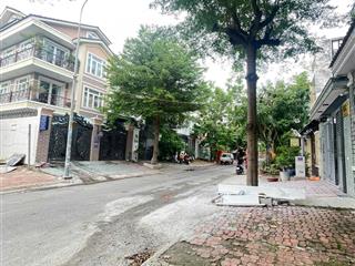 Bán đất lô góc 2 mặt tiền khu nam long, dt 12x24m trần trọng cung, quận 7. phía sau siêu thị