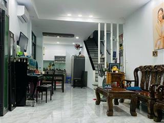 Bán nhà mặt phố đường số 17, sổ hồng 105m2, đầy đủ nội thất, giá ưu đãi