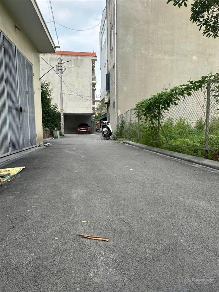 Hiếm hoa hậu chợ kim tt đông anh,đường thông rộng 5m, dt 55m2 nhỉnh 5tỷ e hạnh thổ cư 0877 126 ***