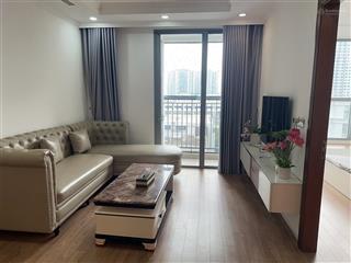 Chính chủ cho thuê cccc full nội thất đẹp 79m2 toà vip park 10 times city