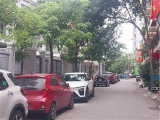 Bán nhà ngay khu đô thị la khê  hà đông, 3t, ô tô vào nhà diện tích 73m giá 10.4tỷ.  0962 797 ***