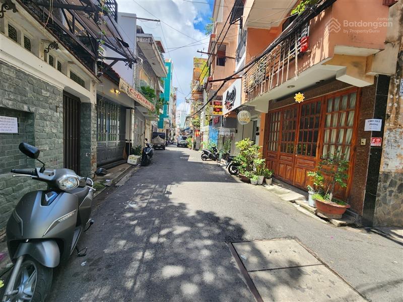 Lê văn sỹ, phú nhuận 90m chỉ 9.05 tỷ sổ hồng riêng