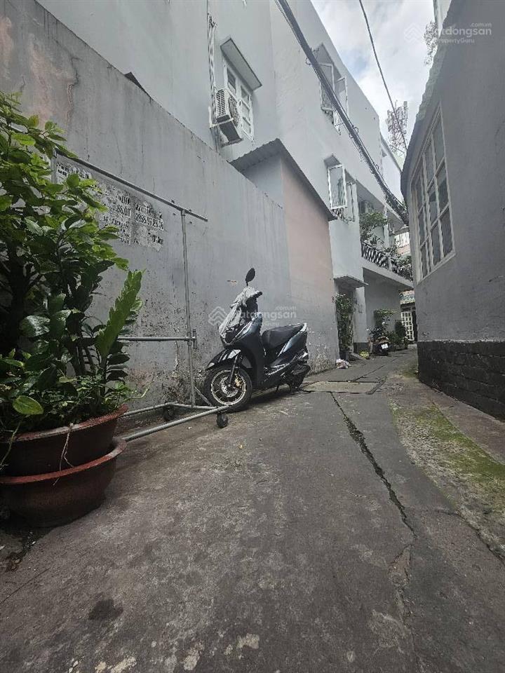 Lê văn sỹ, phú nhuận 90m chỉ 9.05 tỷ sổ hồng riêng