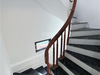 Bán nhà mới phố thanh am 30m2 x 5 tầng chỉ việc ở ngay!