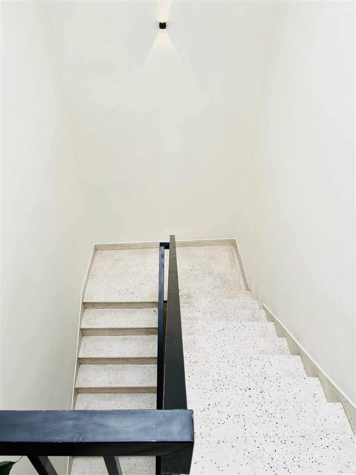 153m2  toà nhà chdv 4 tầng  dòng tiền 60tr/t  đường xe tải thông  thống nhất gần lotte