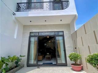 Bán nhà riêng tại trần đại nghĩa, 830 triệu, 80m2, 3pn, 2wc đẹp, nhiều tiện ích