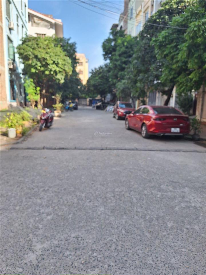 Bán nhà phân lô phùng khoang  đường rộng 3 ô tô tránh 50m2 x 6 tầng