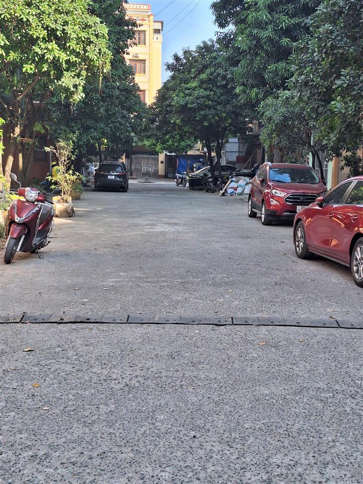 Bán nhà phân lô phùng khoang  đường rộng 3 ô tô tránh 50m2 x 6 tầng