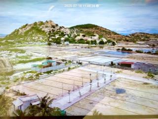 Bán đất gần biển khánh hội 106m thổ cư giá chỉ hơn 700 triệu sổ hồng sẵn trao tay