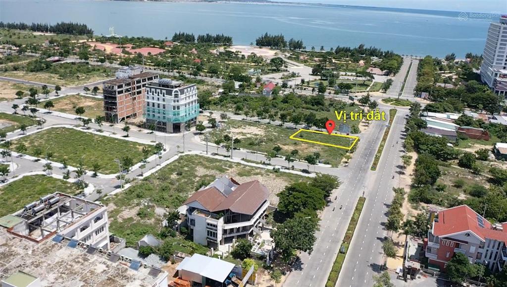 Bán lô góc 2 mặt tiền khu k2  biển bình sơn full thổ cư đẹp nhất ninh thuận cũ nam khánh hoà
